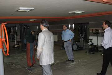 بازدید ریاست دانشگاه از خوابگاه های دانشجویی و کلاس های درس