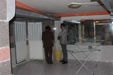 بازدید ریاست دانشگاه از خوابگاه های دانشجویی و کلاس های درس