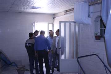 بازدید ریاست دانشگاه از خوابگاه های دانشجویی و کلاس های درس