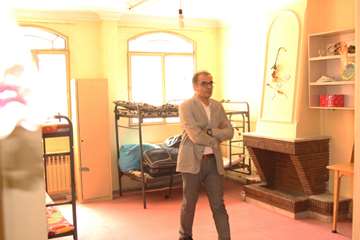 بازدید ریاست دانشگاه از خوابگاه های دانشجویی و کلاس های درس