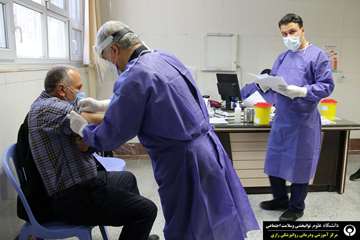 تزریق مرحله چهارم کرونا مرکز روانپزشکی رازی