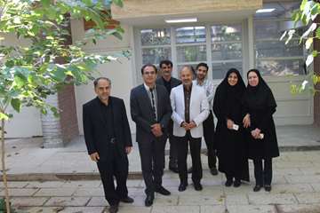 بازدید رئیس دانشگاه و هیات همراه از کلاس ها و کتابخانه