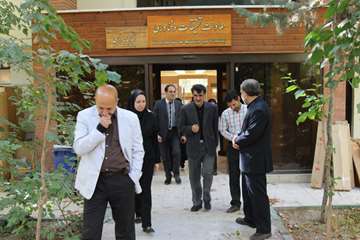 بازدید رئیس دانشگاه و هیات همراه از کلاس ها و کتابخانه