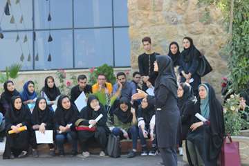 کمپین ارتقای آگاهی پیرامون کم شنوایی و کاشت حلزون 