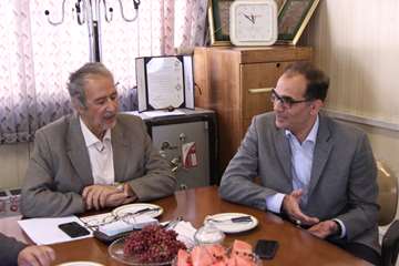 دیدار دکتر عرب، رئیس دانشگاه از همکاران بازنشسته کانون بازنشستگان دانشگاه