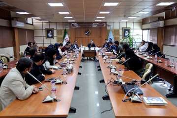 جلسه نقد وبررسی فعالیت های سازمانهای امدادی در زلزله کرمانشاه