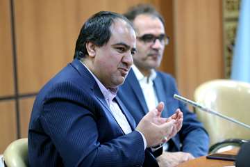 جلسه نقد وبررسی فعالیت های سازمانهای امدادی در زلزله کرمانشاه