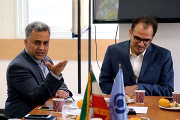 جلسه نشریات پژوهش