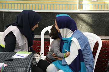 خدمات رایگان بسیج جامعه پزشکی دانشگاه به اهالی منطقه خزانه بخارایی