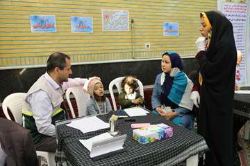 خدمات رایگان بسیج جامعه پزشکی دانشگاه به اهالی منطقه خزانه بخارایی