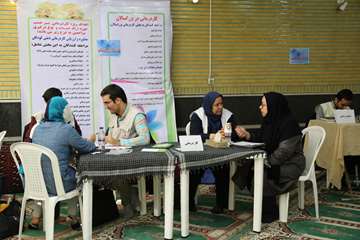 خدمات رایگان بسیج جامعه پزشکی دانشگاه به اهالی منطقه خزانه بخارایی